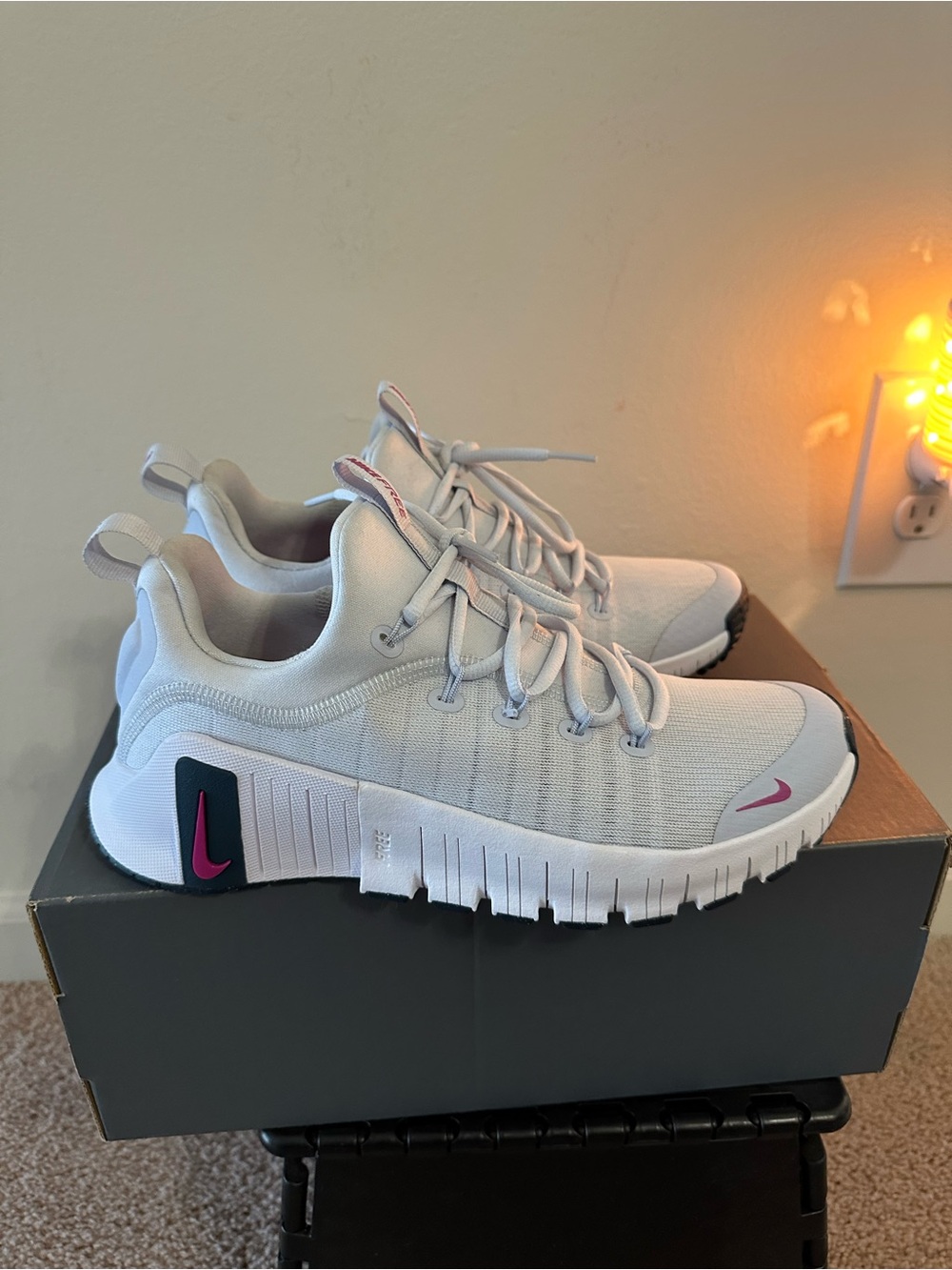 Nike Free Metcon 6, Women’s White Sneakers with Pink Swoosh. Size 9